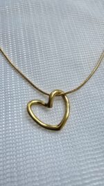 Chic Minimalist Gold Heart Necklace by Zara Jio