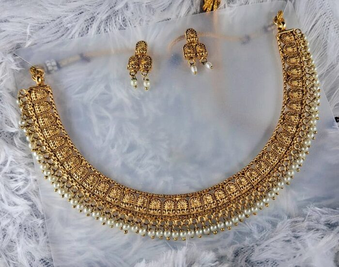 Exquisite Gold-Toned Choker with Pearl Accents by Zara Jio - Image 2